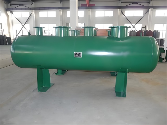 故城钢制集分水器
